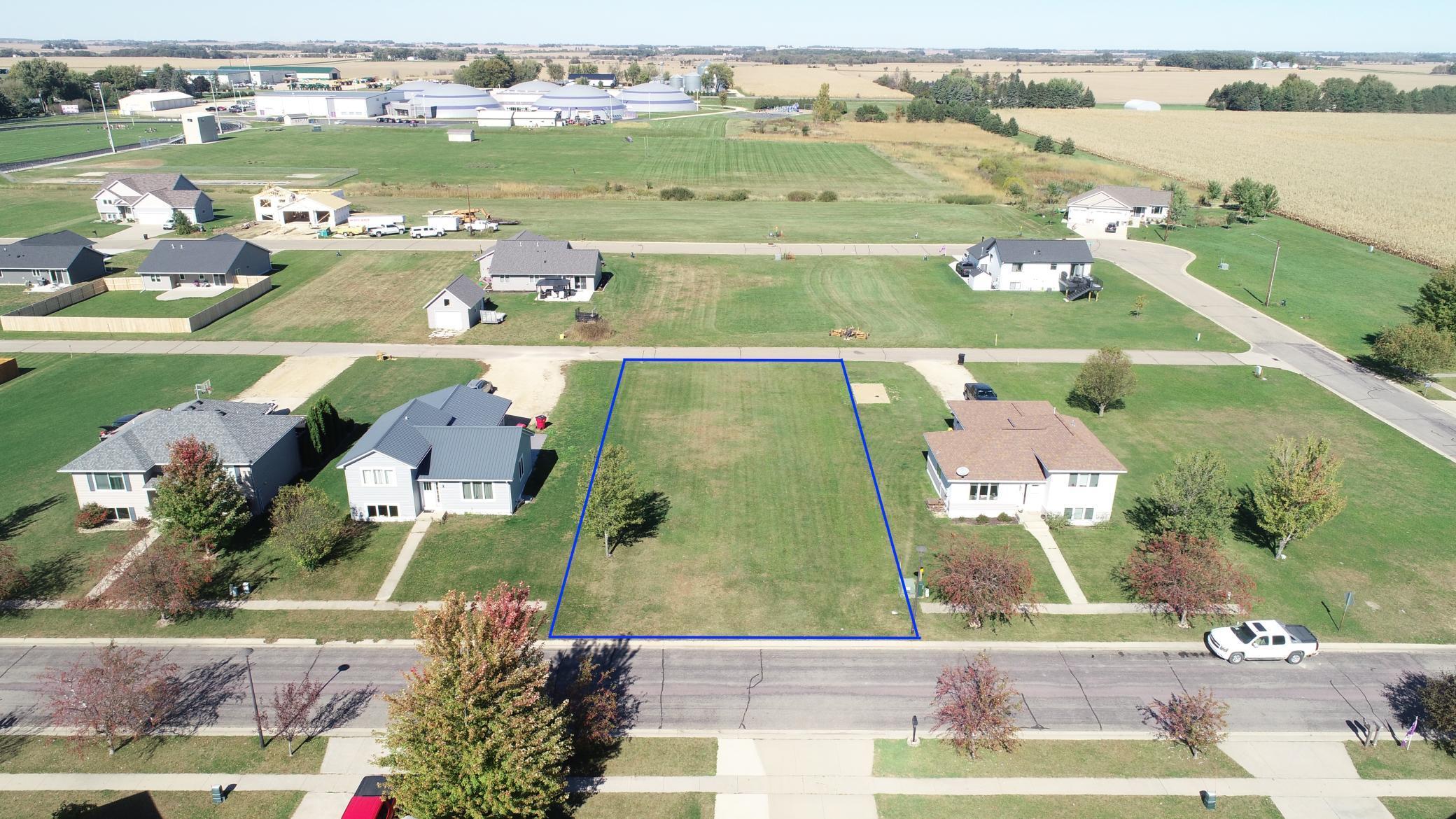527 Elliot Drive SE Grand Meadow MN 55936