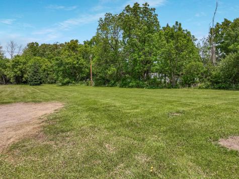 429 W Division Avenue Barron WI 54812