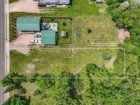 429 W Division Avenue Barron WI 54812