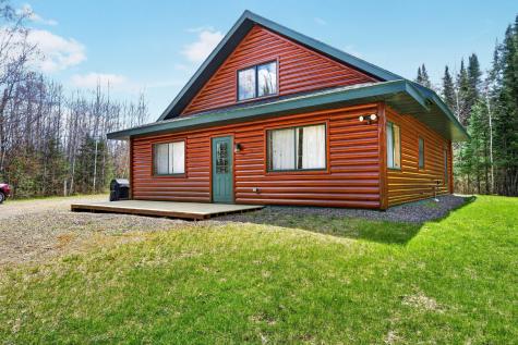 8225 N Blaisdell Lake Winter WI 54896