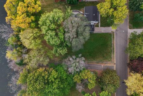 509 Gentry Avenue N Oakdale MN 55128