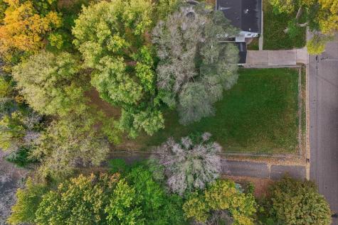 509 Gentry Avenue N Oakdale MN 55128