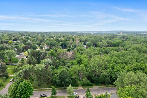 935 Kennard Street Saint Paul MN 55106