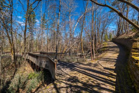 2910 Whispering Ridge Drive NE Bemidji MN 56601