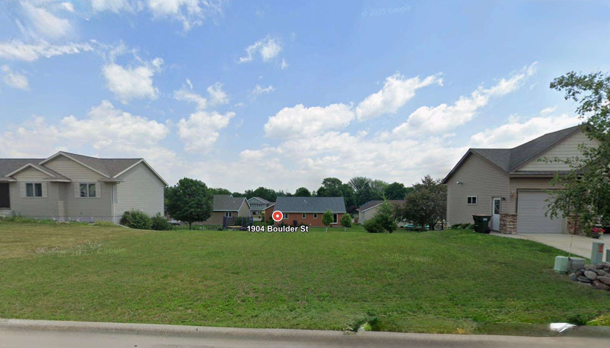 1904 Boulder Street Saint Peter MN 56082