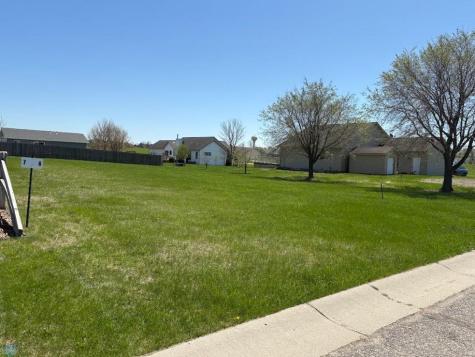 702 10th Street NW Frazee MN 56544