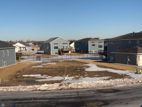 4878 Hampton Circle S Moorhead MN 56560