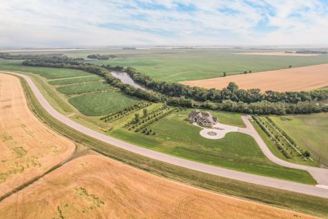 7180 180th Avenue SE Wahpeton ND 58075