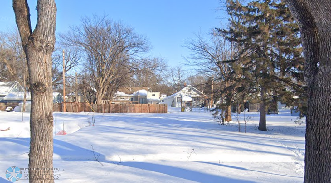 308 13th Street S Moorhead MN 56560
