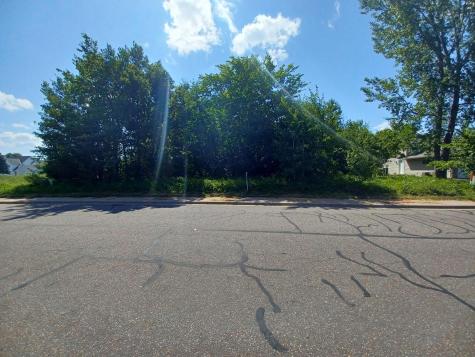 38XXX Oakview Avenue North Branch MN 55056