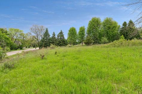 10 Sunny Side Lane Sunfish Lake MN 55118