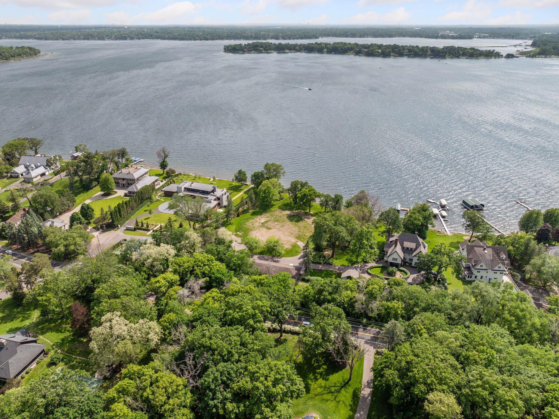 22 Dellwood Avenue Dellwood MN 55110