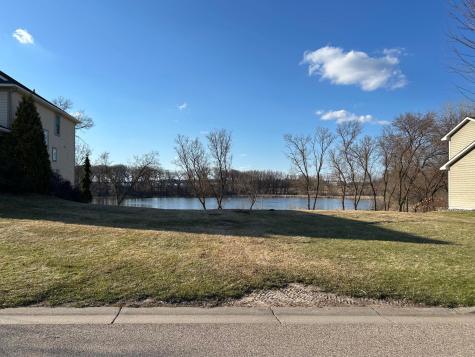 8856 67th Street Bay S Cottage Grove MN 55016