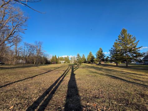 1834 Brainard Boulevard Detroit Lakes MN 56501