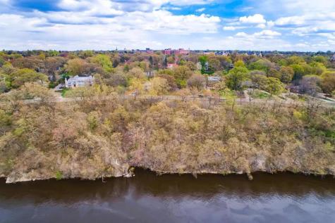 98 Mississippi River Boulevard N - Lot Saint Paul MN 55104