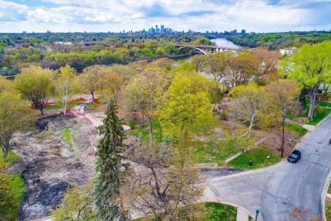 98 Mississippi River Boulevard N - Lot Saint Paul MN 55104
