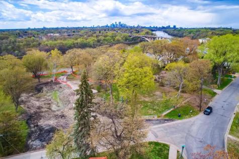 98 Mississippi River Boulevard N - Lot Saint Paul MN 55104
