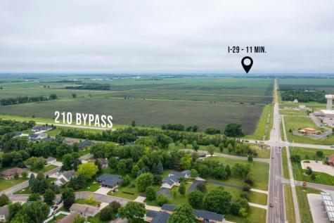 1487 Edgewood Court Wahpeton ND 58075