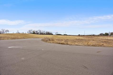23804 Hall Drive Lakeville MN 55044