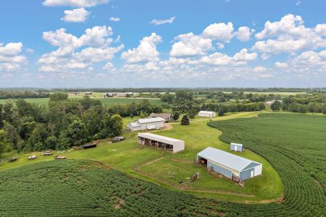 2240 Becker Trail Faribault MN 55021