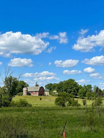2240 Becker Trail Faribault MN 55021
