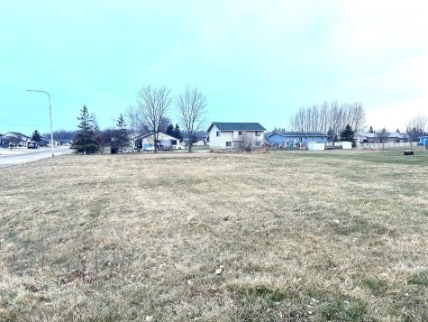 405 Dale Avenue SW Warroad MN 56763