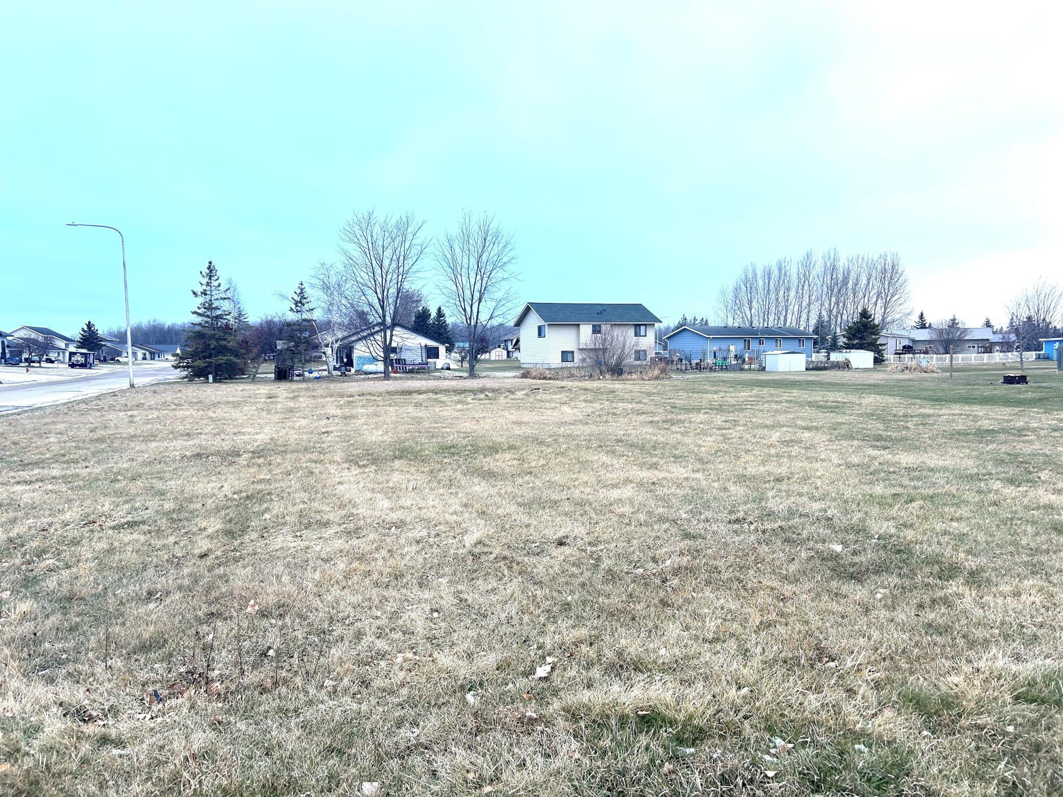 405 Dale Avenue SW Warroad MN 56763