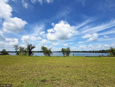 7560 Lake John Drive Annandale MN 55302