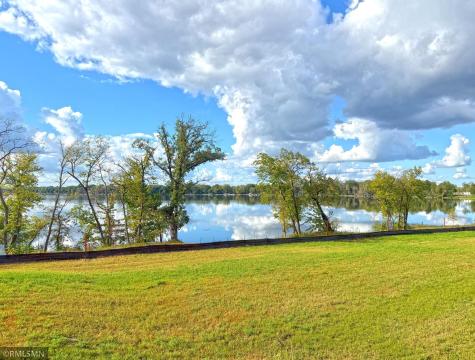 7560 Lake John Drive Annandale MN 55302