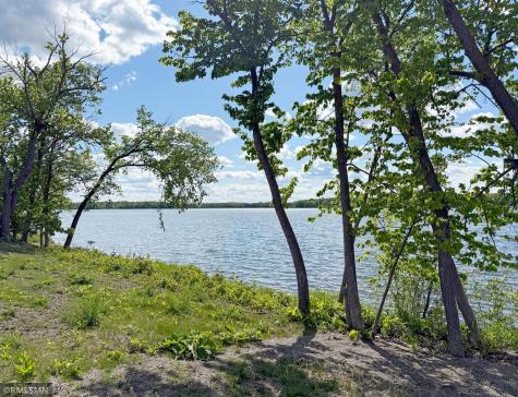 7560 Lake John Drive Annandale MN 55302