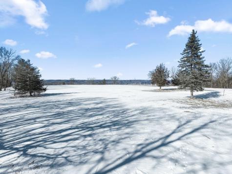 256 Salishan Drive Hudson WI 54016