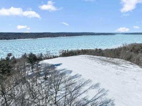 256 Salishan Drive Hudson WI 54016