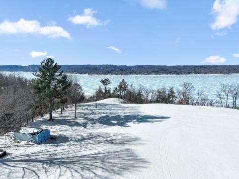256 Salishan Drive Hudson WI 54016