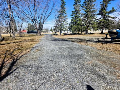 3672 County Rd 92 E Ranier MN 56668