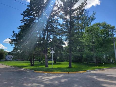 104 Frazee Avenue New York Mills MN 56567