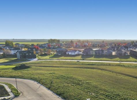 329 48th Avenue S Moorhead MN 56560