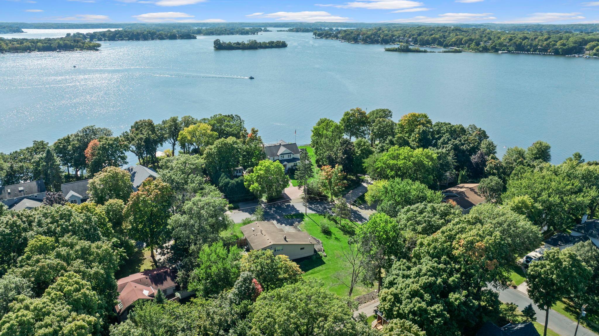 2800XX Casco Point Road Orono MN 55391
