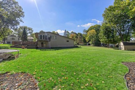 2800XX Casco Point Road Orono MN 55391