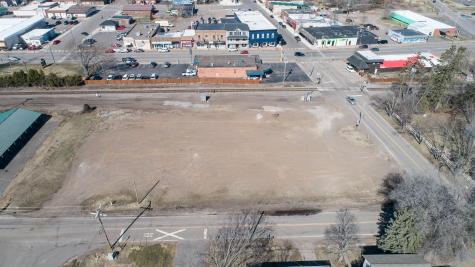 1XX Central Drive E Braham MN 55006