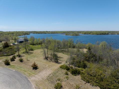 Tbd Seclusion Point Road Dent MN 56528