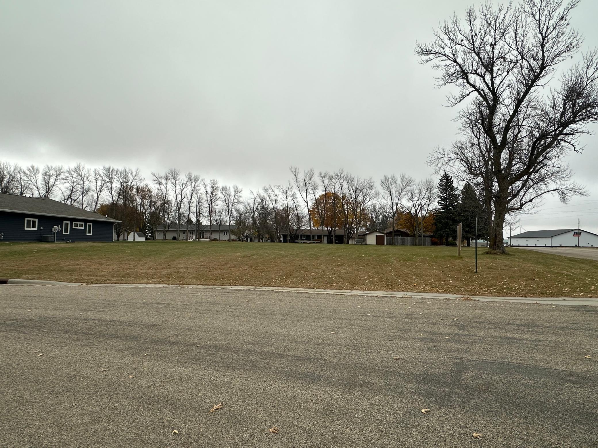 315 Mueller Drive Hendricks MN 56136