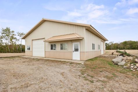 3990 Moore Avenue NW Annandale MN 55302
