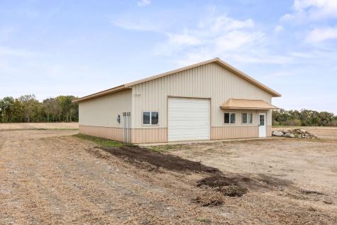 3990 Moore Avenue NW Annandale MN 55302
