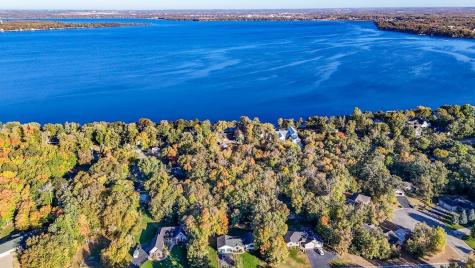 1077 S Shore Drive Detroit Lakes MN 56501