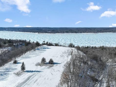 258 Salishan Drive Hudson WI 54016