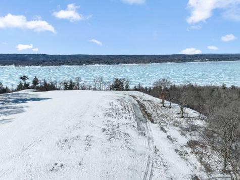 258 Salishan Drive Hudson WI 54016