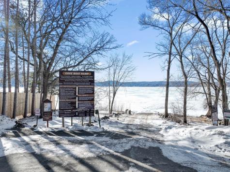 258 Salishan Drive Hudson WI 54016