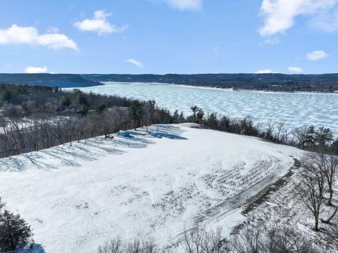 258 Salishan Drive Hudson WI 54016