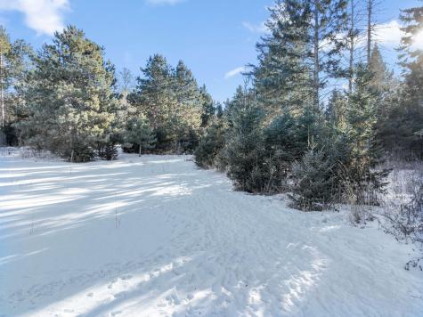 258 Salishan Drive Hudson WI 54016