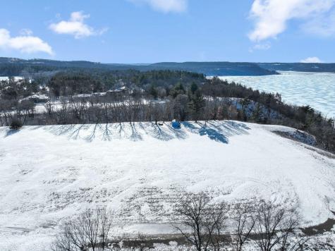 258 Salishan Drive Hudson WI 54016